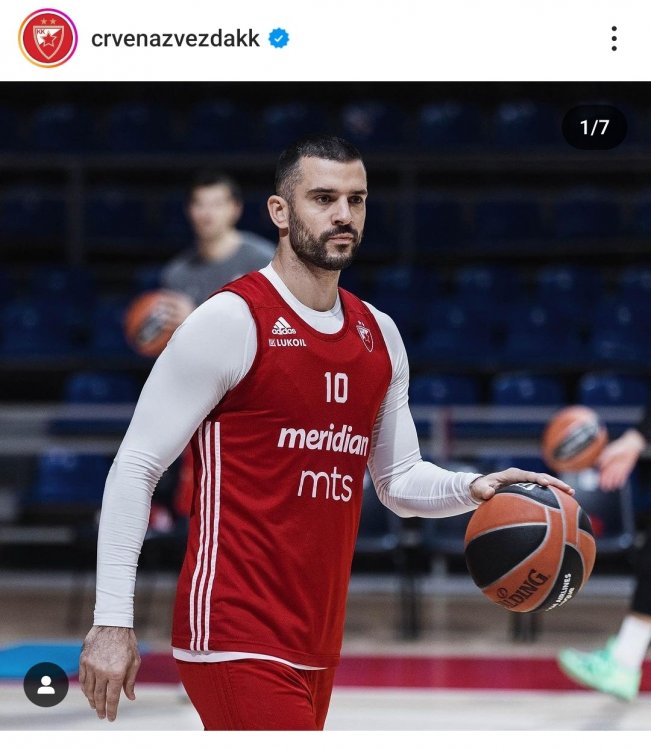 Screenshot_2023-11-30-23-39-50-095_com.instagram.android-edit.jpg
