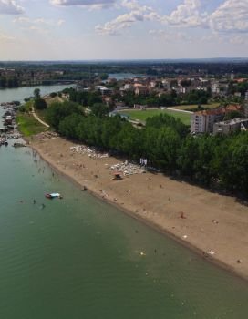 gradska-plaza-78oi998psg3yr2esrvibao8zcjhxifi46929dy98c94.jpg.6a6fcccf463e74c7ebaf4f0adcbba394.jpg