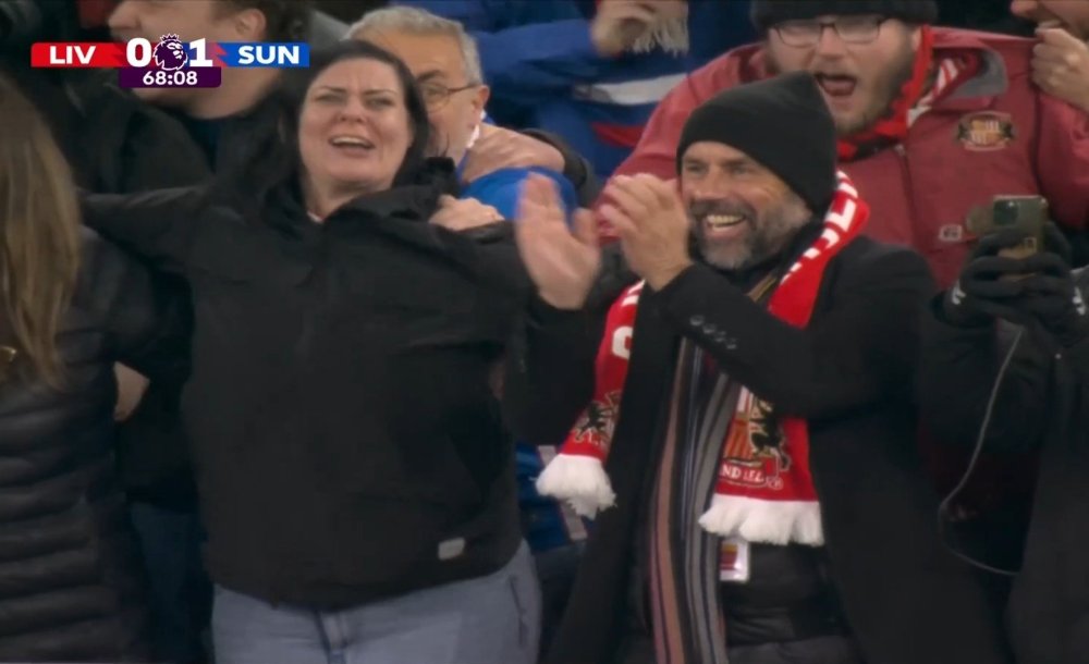 Screenshot_20251203_224500_com_mtssi_supernova_PlayerLiveActivity.jpg