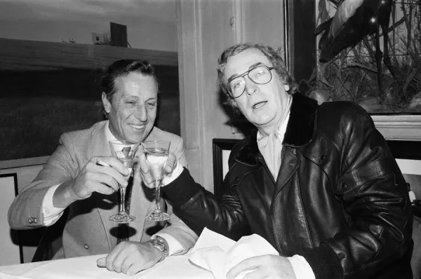 author-frederick-forsyth-having-lunch-michael-21573708.jpg.webp