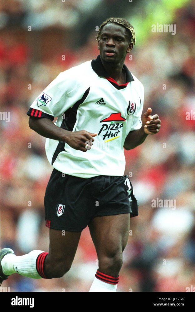 louis-saha-fulham-fc-manchester-old-trafford-manchester-19-august-JE12GK.jpg
