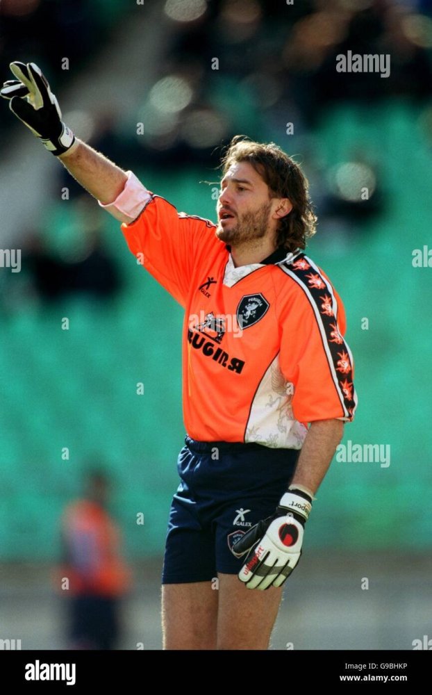 italian-soccer-serie-a-bari-v-perugia-G9BHKP.jpg
